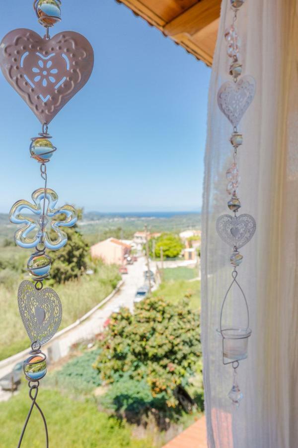 Sofia's & Amalia's House Corfu * Valanio